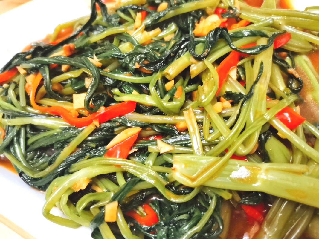 椒丝腐乳炒通菜