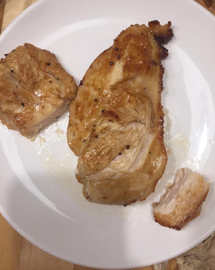 【嫩煎鸡胸肉】