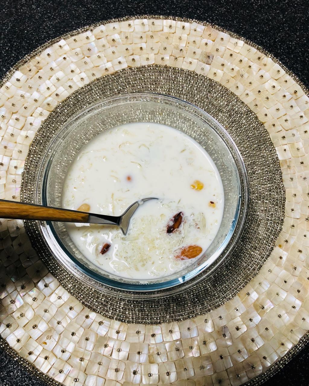 牛奶燕窝
