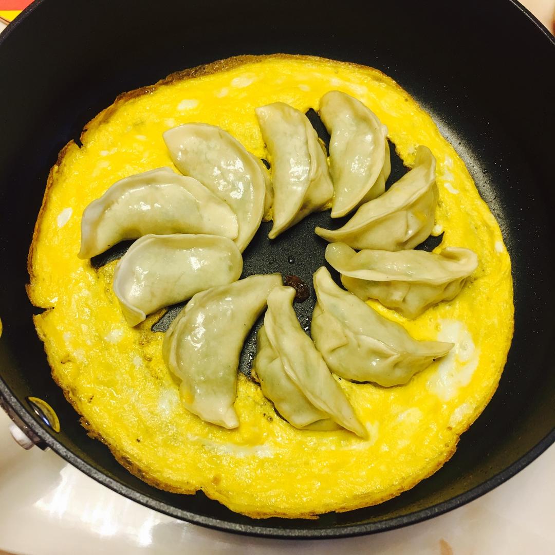 合家欢（抱蛋煎饺）