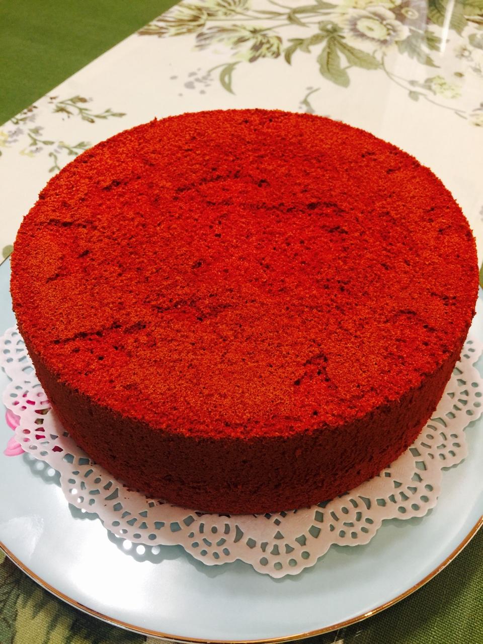 漂亮的苹果做的红丝绒戚风蛋糕(八寸)