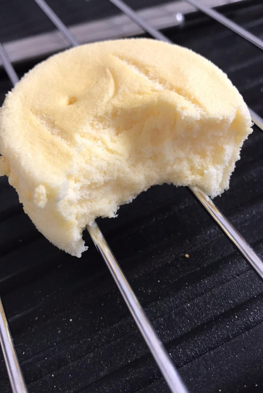 零失败戚风蒸蛋糕（8寸）可做蛋糕胚（另附红丝绒蒸蛋糕做法）