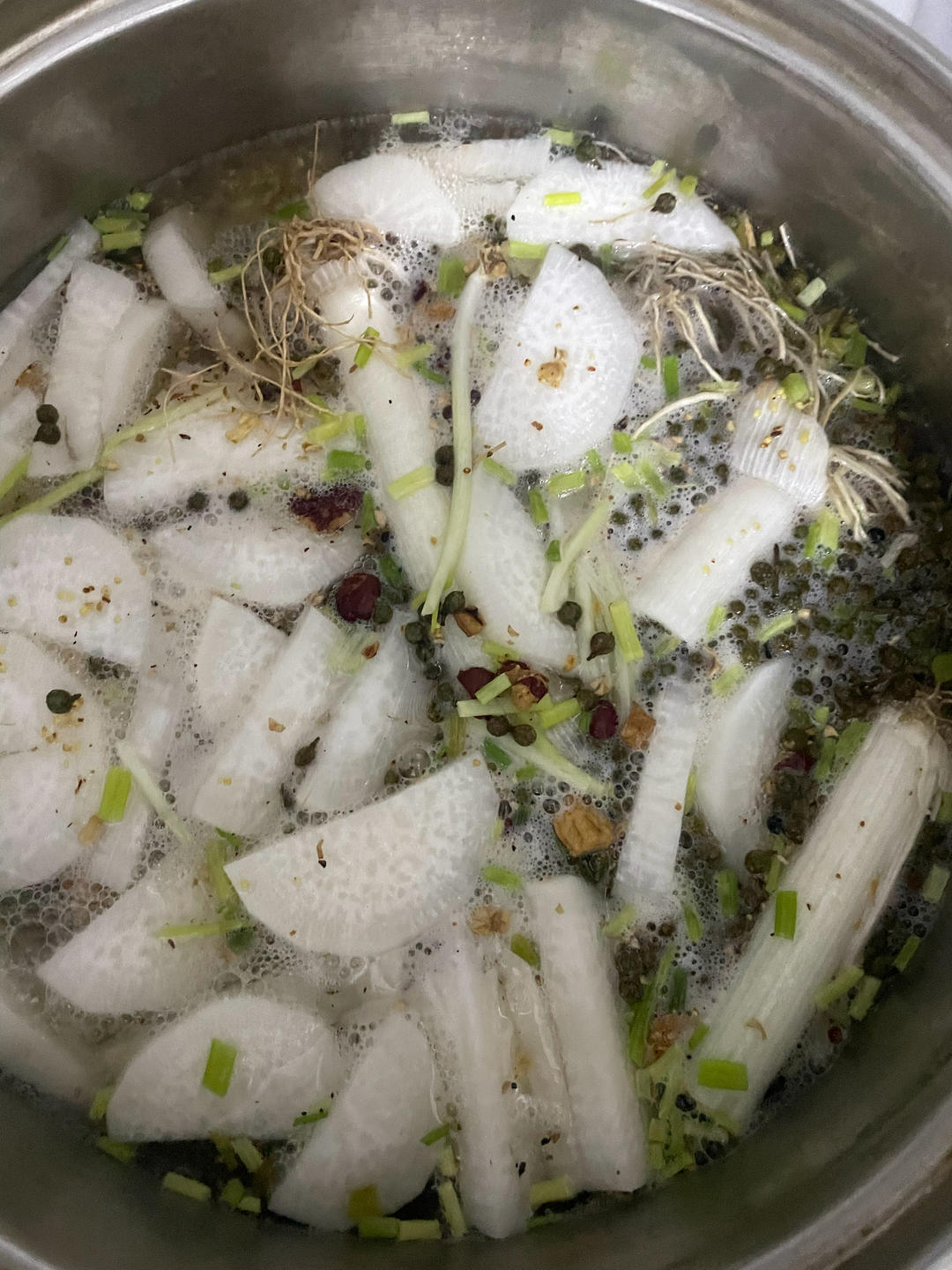 开路汤---葱姜萝卜皮水
