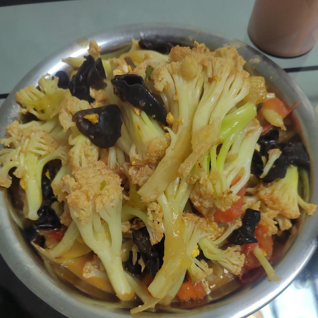 香甜低脂好吃到飞起-花菜木耳炒鸡蛋