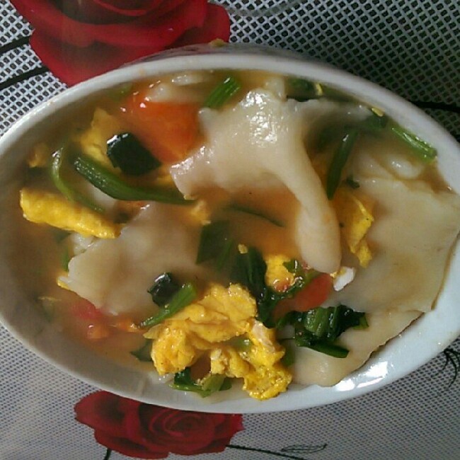 鸡蛋西红柿面片