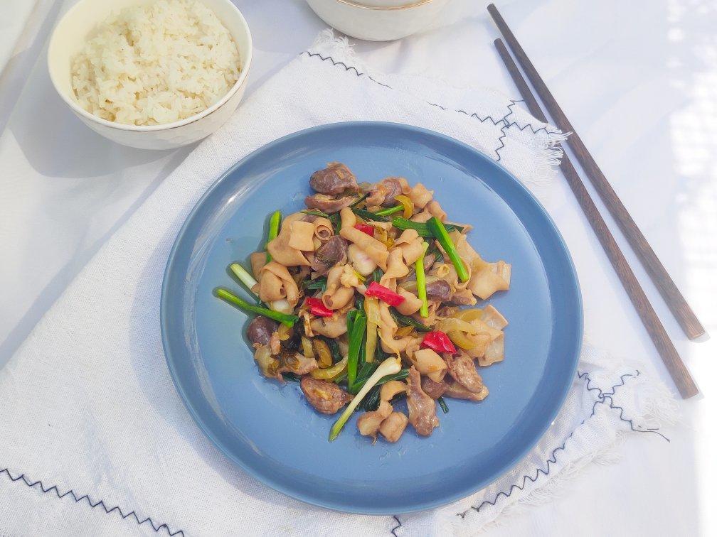 ㊙️🔥家常菜‼️蒜苗彩椒炒鸡胗‼️超级下饭