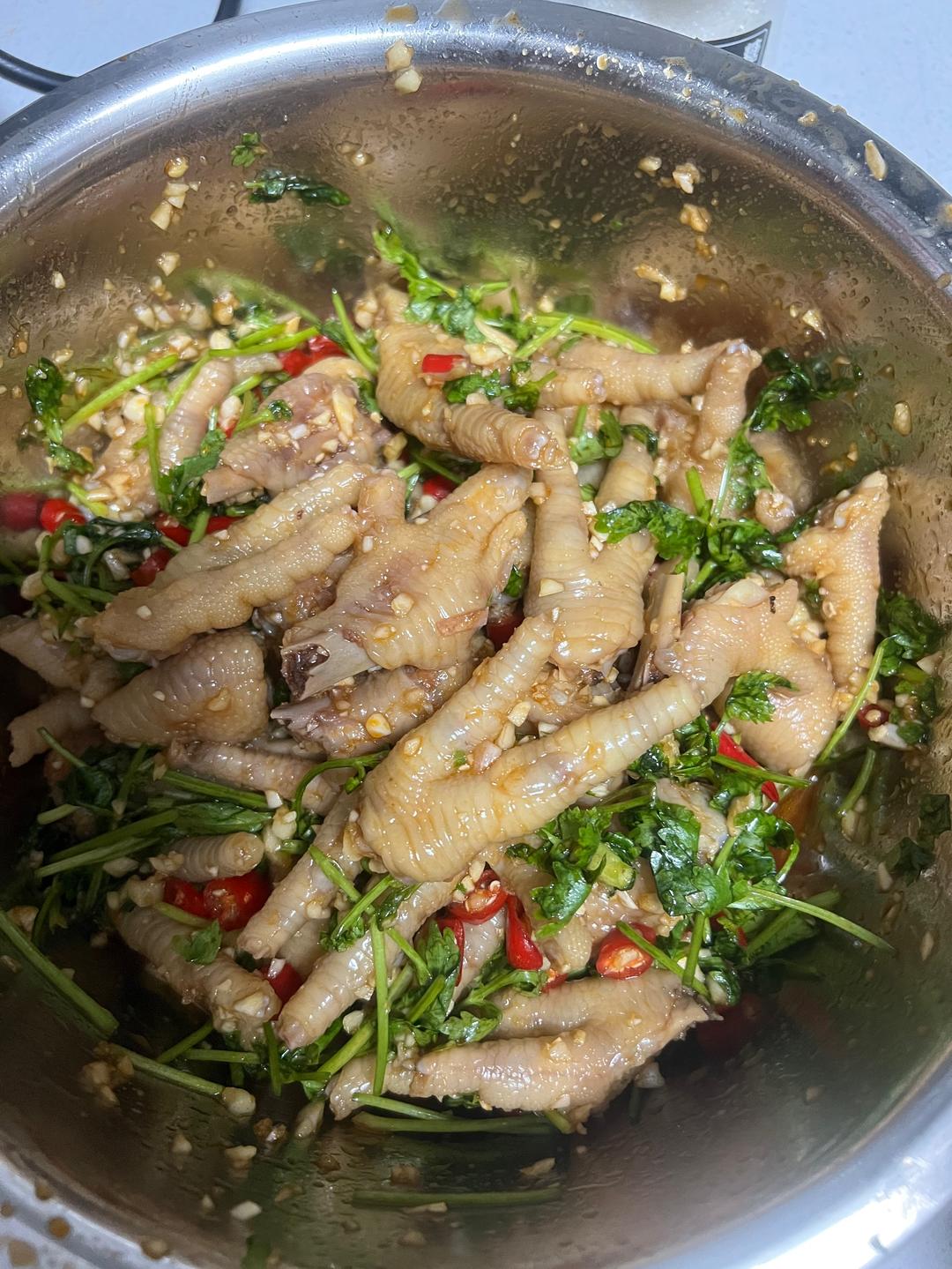 麻辣鸡爪的做法