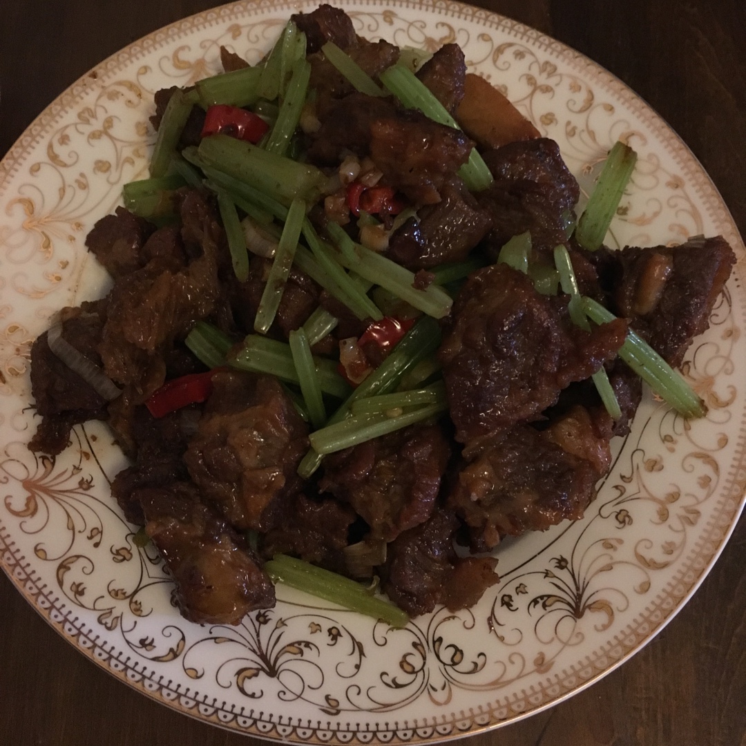 家常红烧牛肉