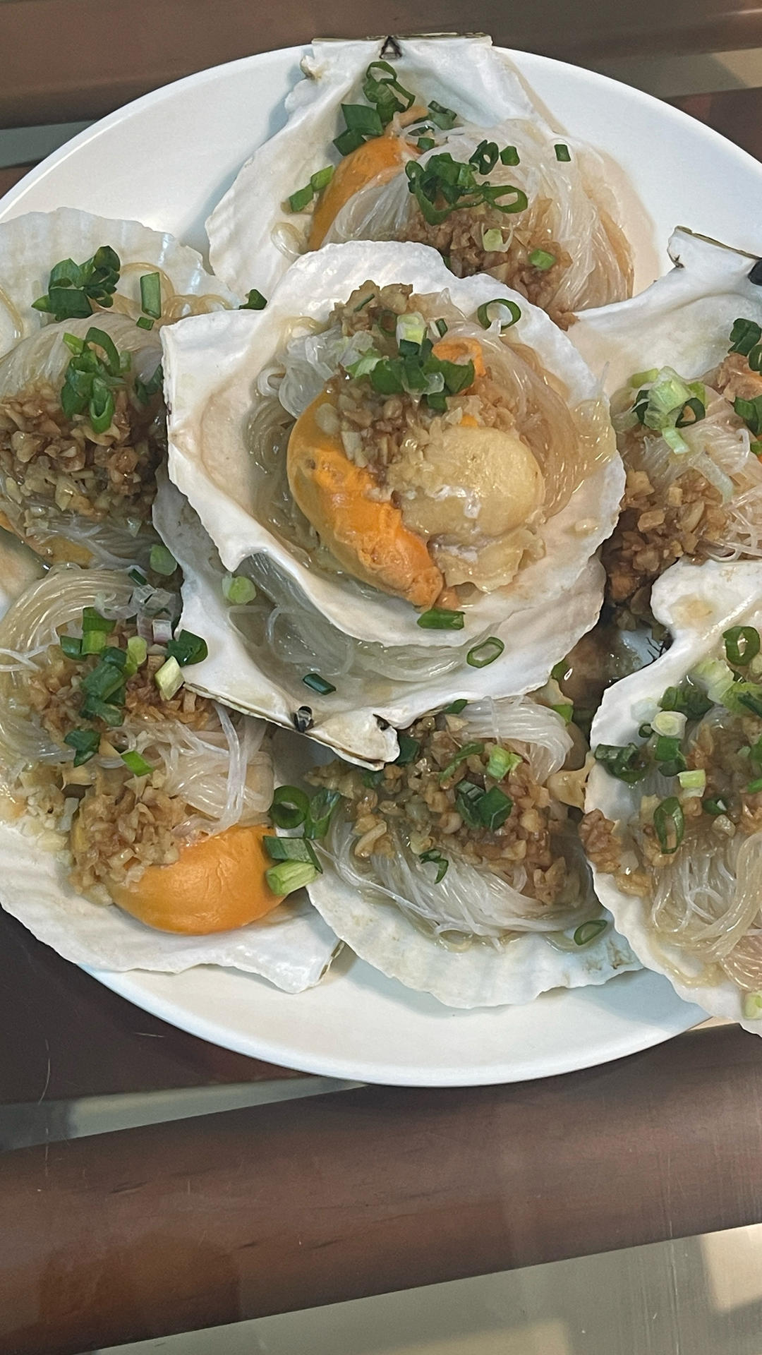 零失败的蒜蓉粉丝蒸扇贝