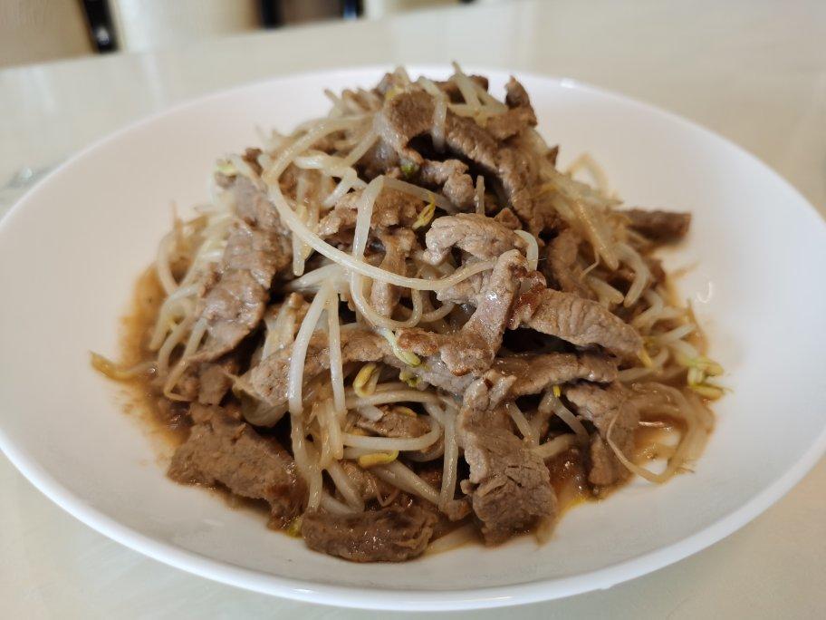 豆芽炒牛肉