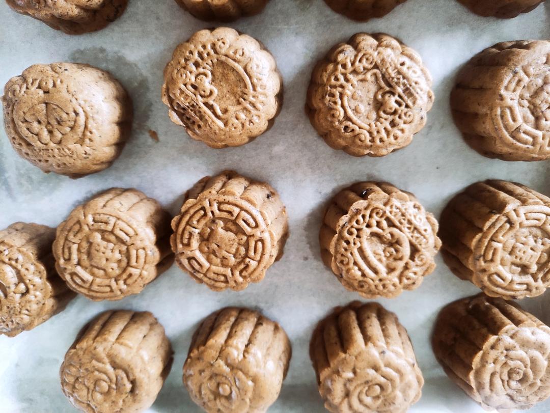 原创首发——广式生椰拿铁软心月饼