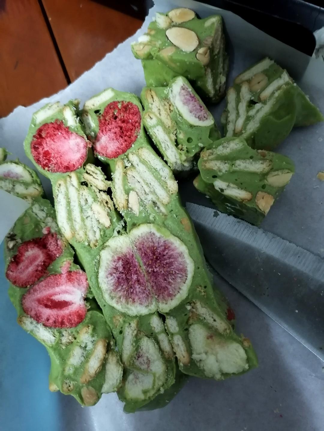 抹茶草莓🍓雪花酥