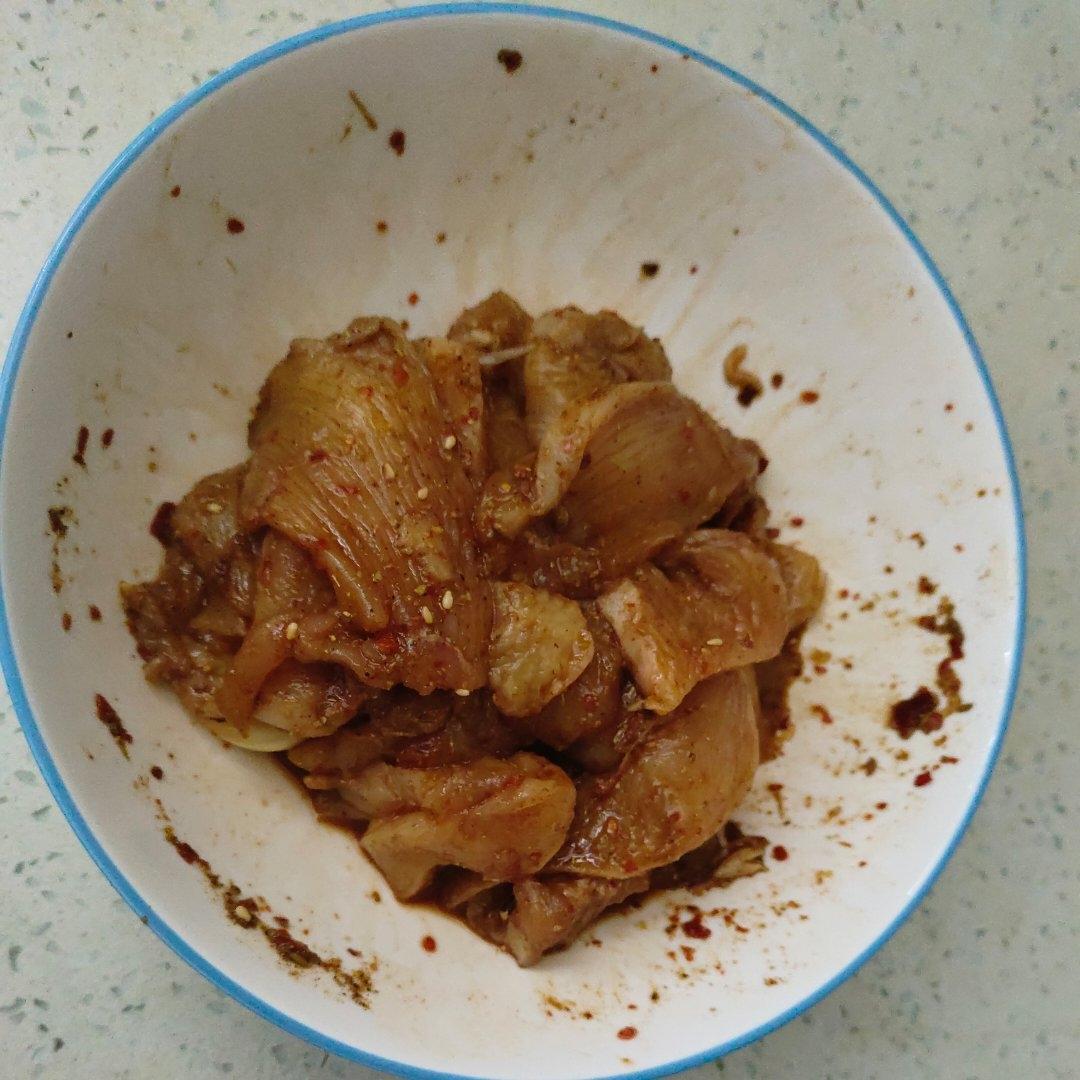 鸡胸肉腌制