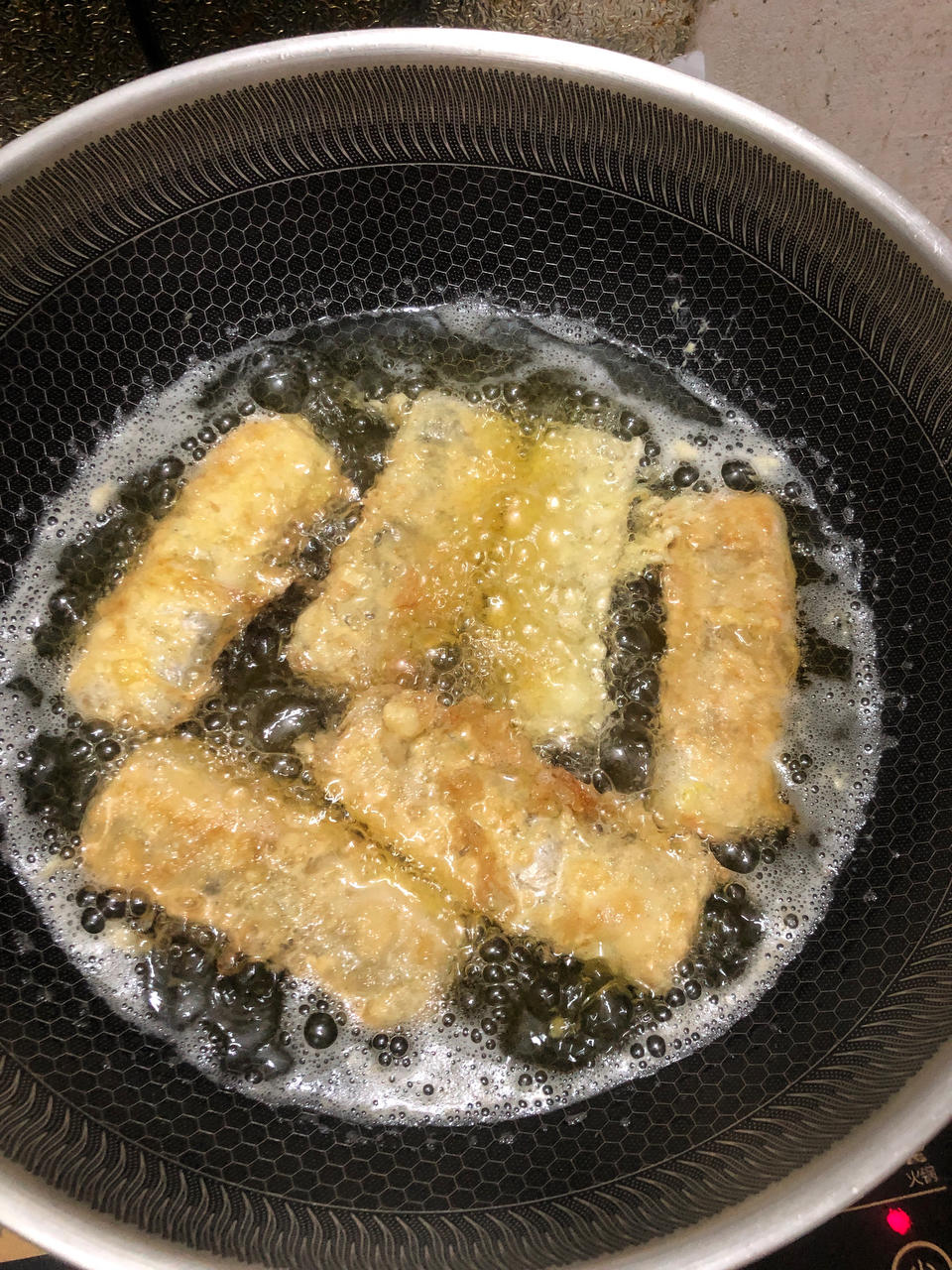 深夜放毒炸带鱼