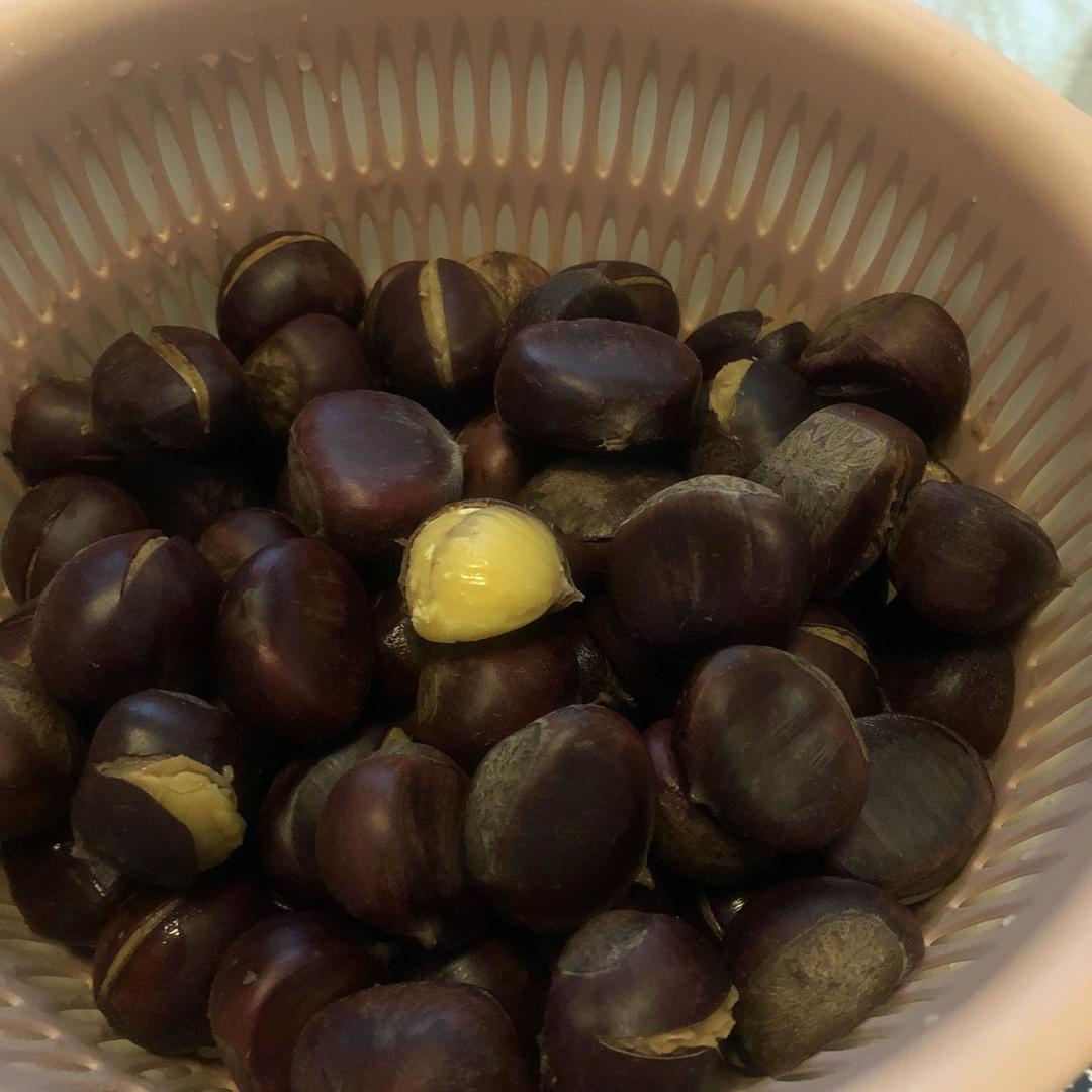 板栗这样做才好剥又好吃