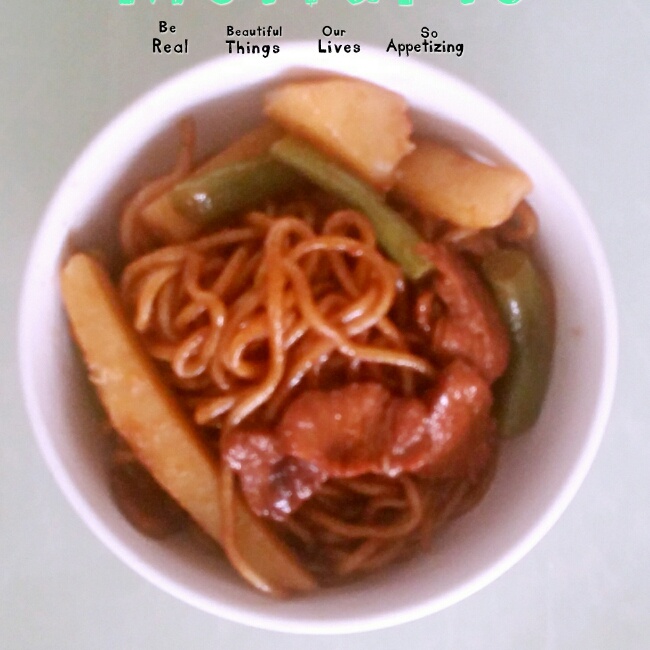 五花肉豆角土豆焖面