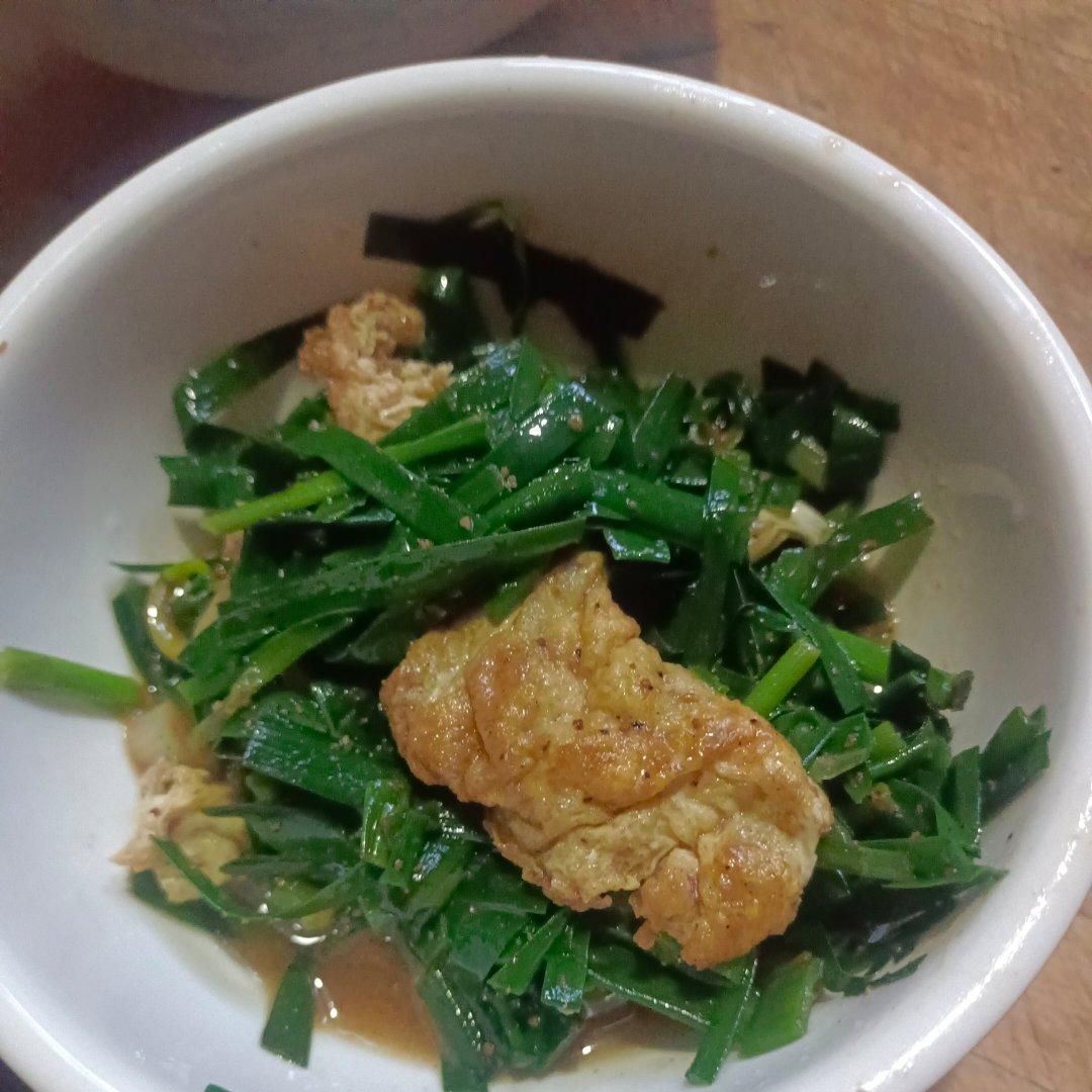 一畦春韭绿 —— 韭菜鸡蛋打卤面