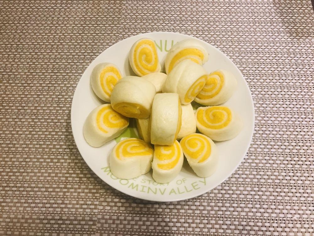 奶香金银卷 Chinese Steamed Pumpkin Bun