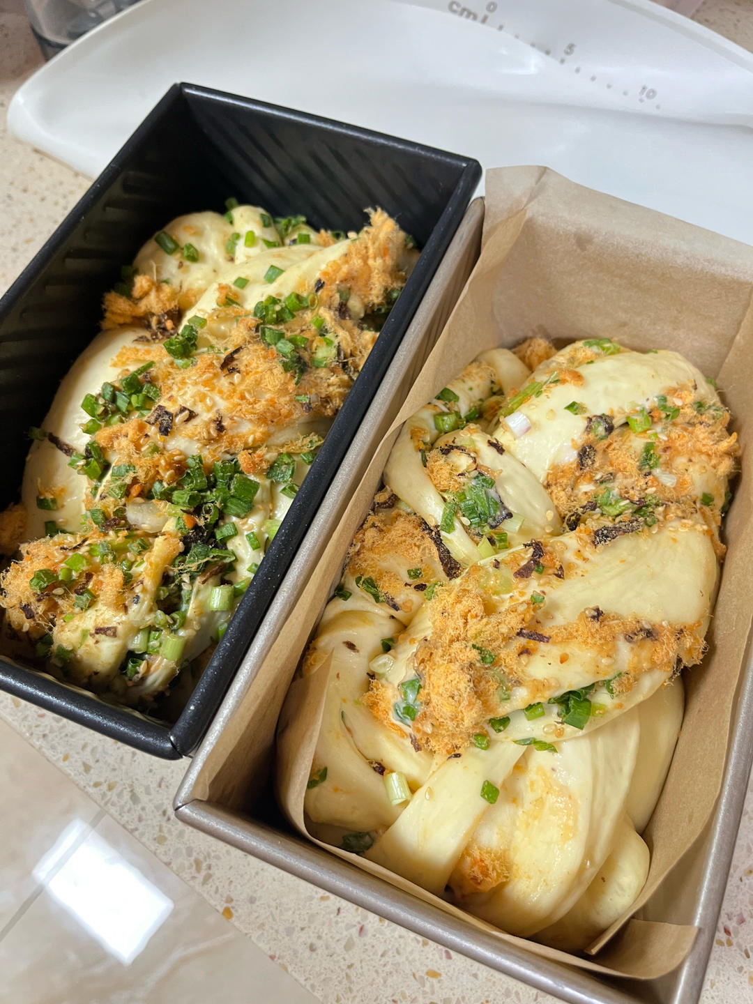 香葱肉松手撕吐司