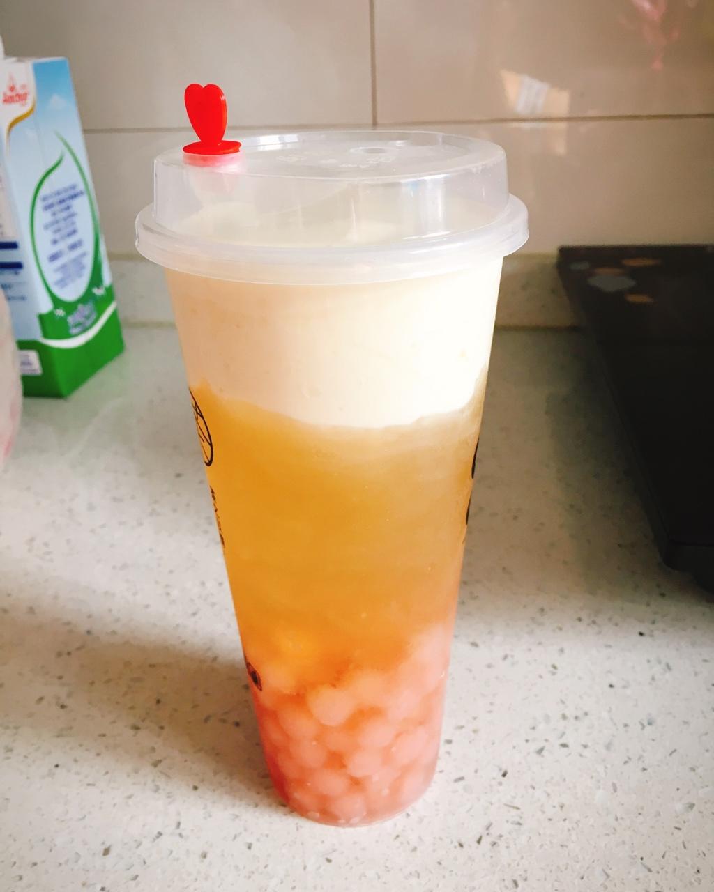 millie0714做的白桃乌龙芝士奶盖茶