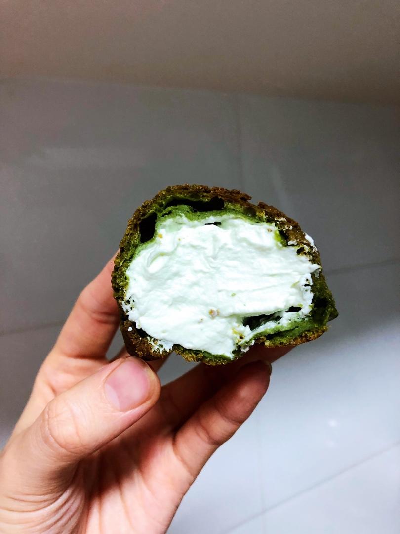 巧克力酥皮泡芙