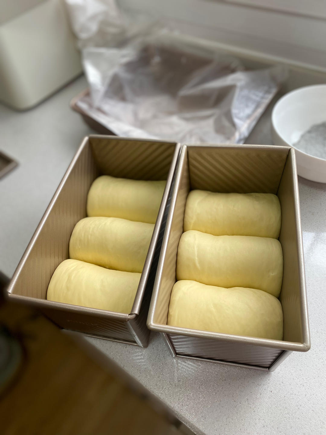 纯奶手撕吐司的做法 步骤1