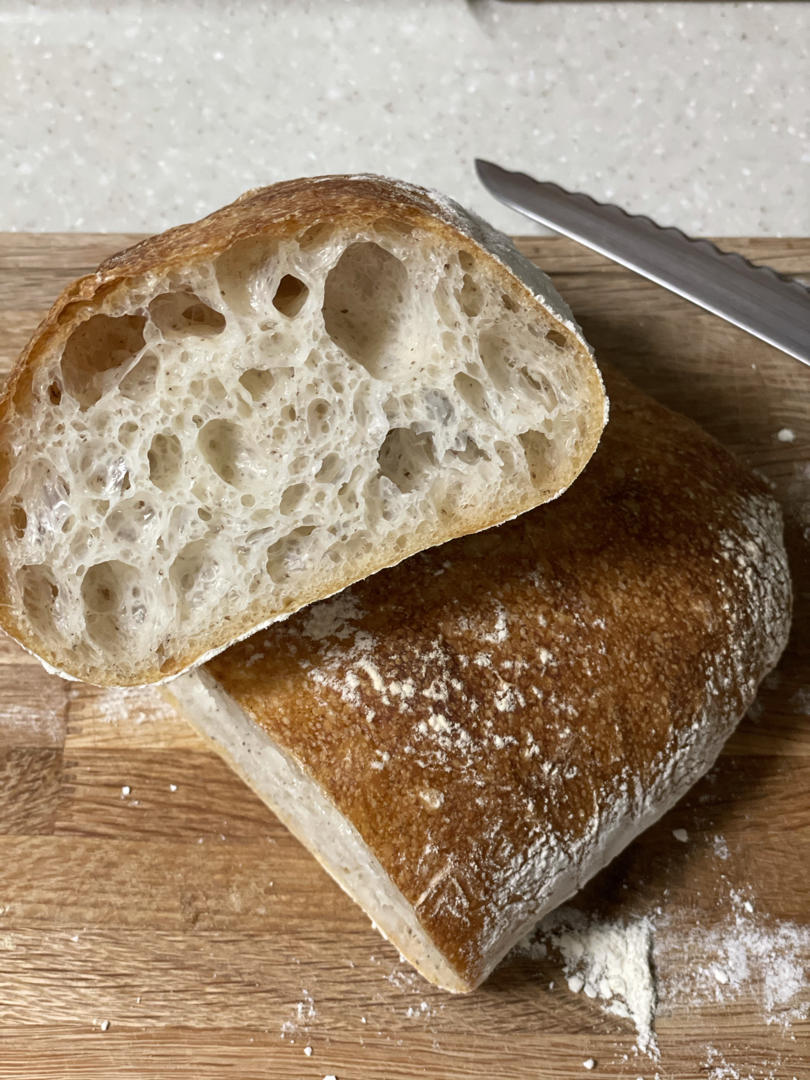 恰巴塔面包  Ciabatta