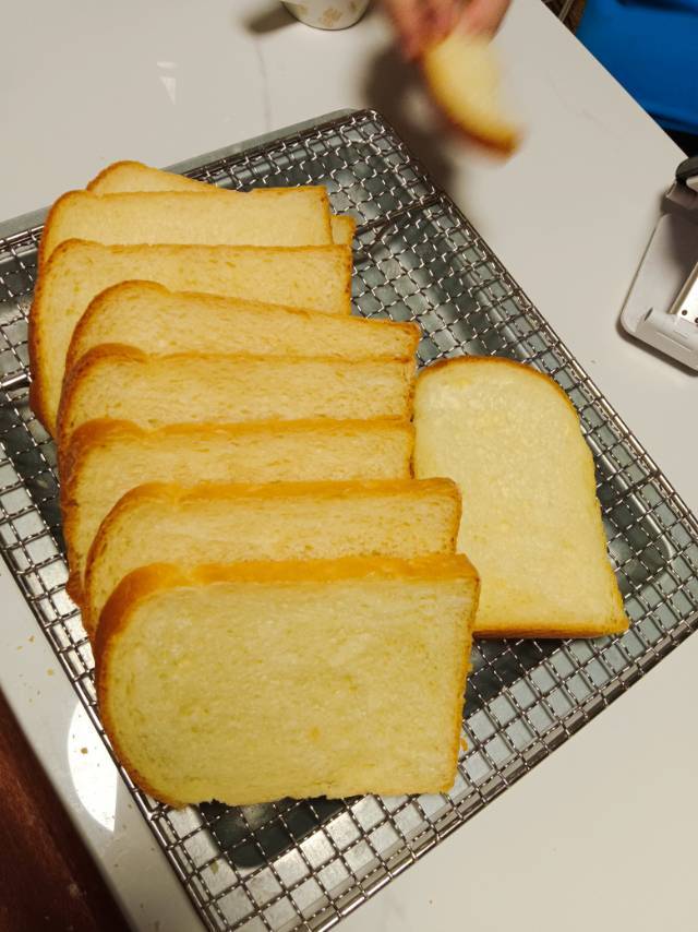 每周必撸的软吐司