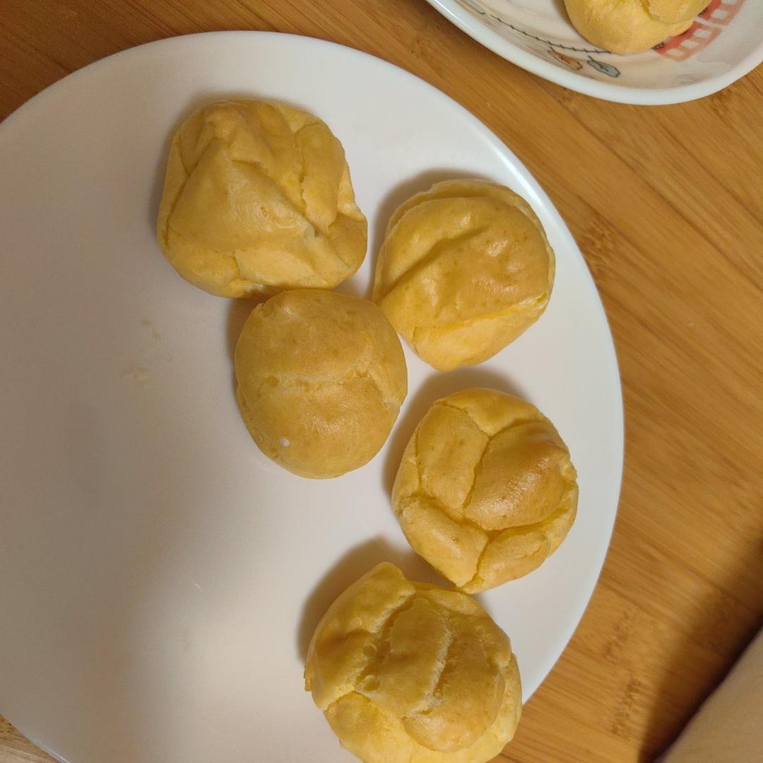 简单易成功的奶油小泡芙做法