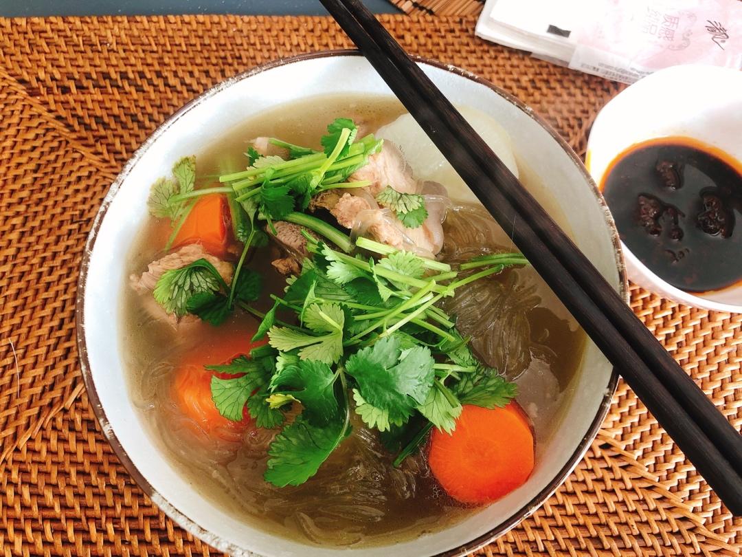 清汤白萝卜炖羊肉