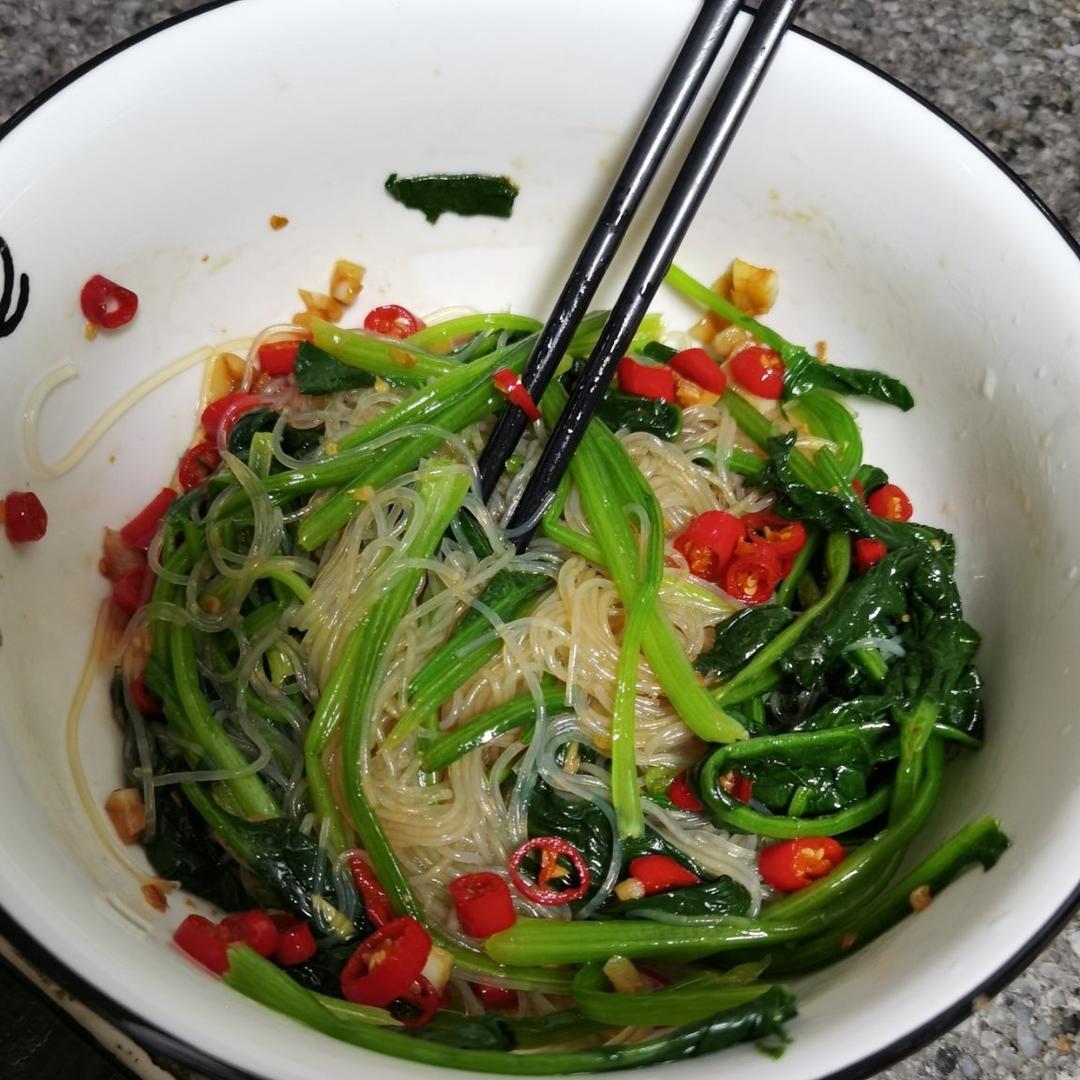 万能凉拌菜料汁（凉拌菠菜粉丝）