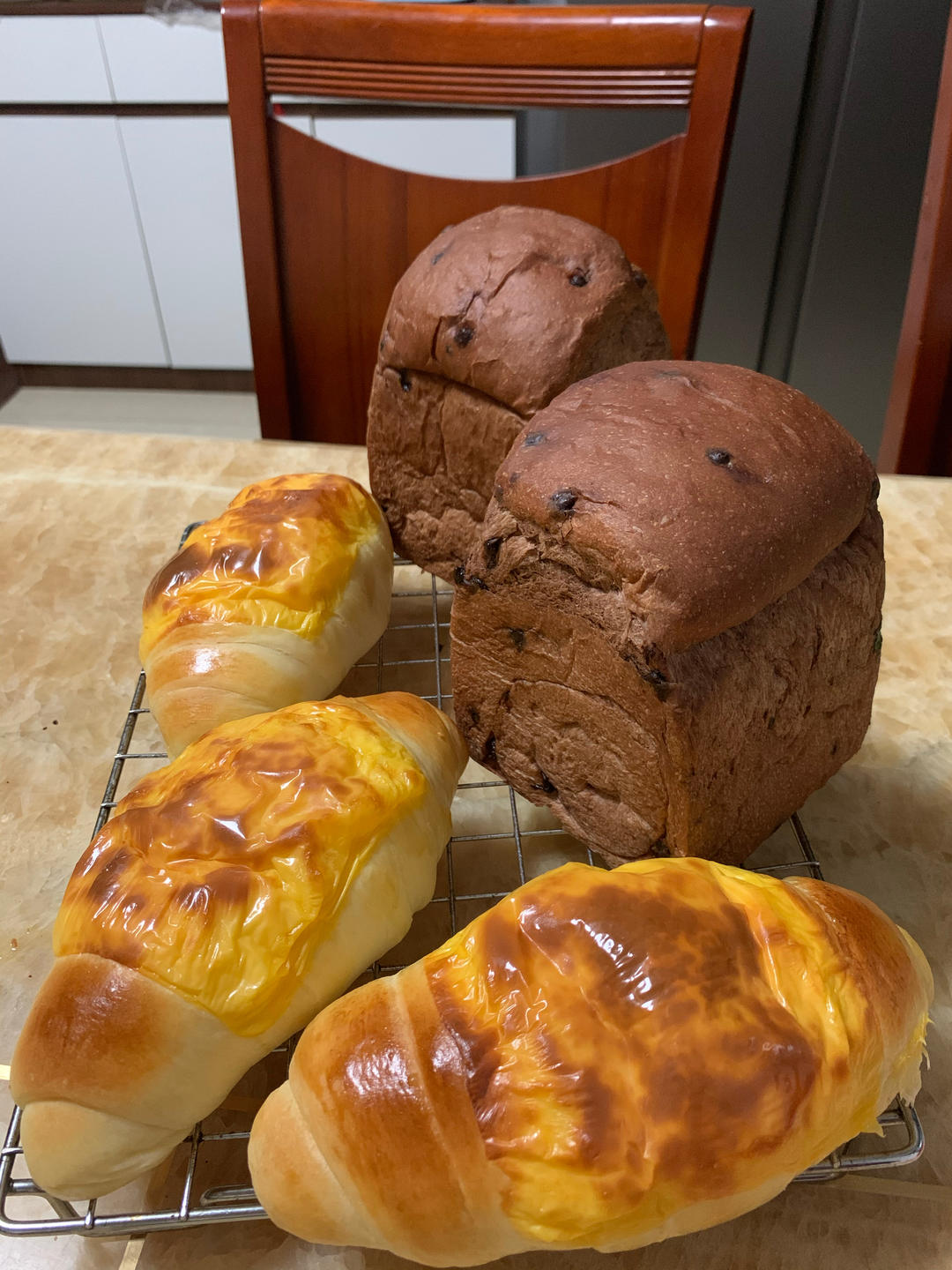 巨~巨好吃的巧克力奶油吐司