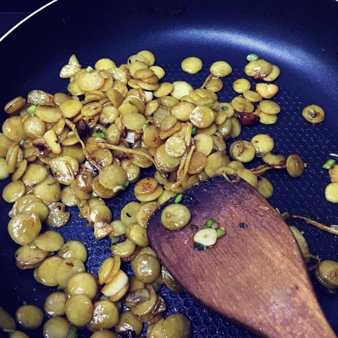 清炒豆饼
