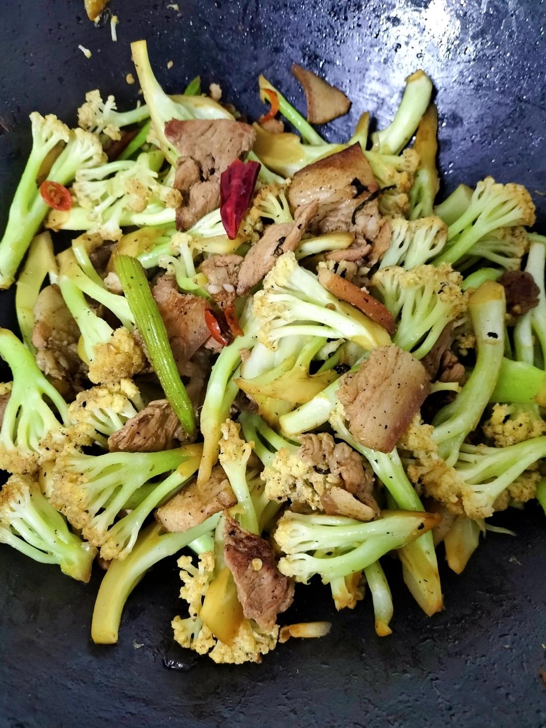 和饭店一个味道的干锅花菜