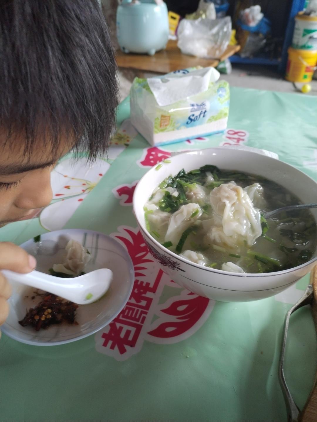 10分钟就可以搞定的馄饨