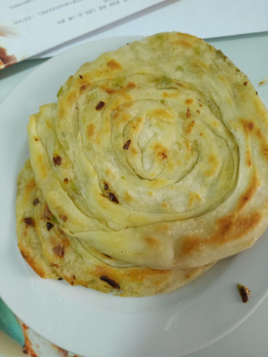 葱油饼（附外酥里嫩的技巧）