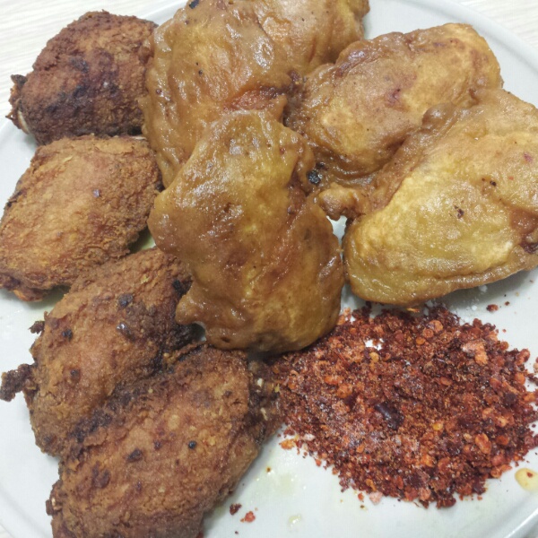 脆皮香辣炸鸡翅