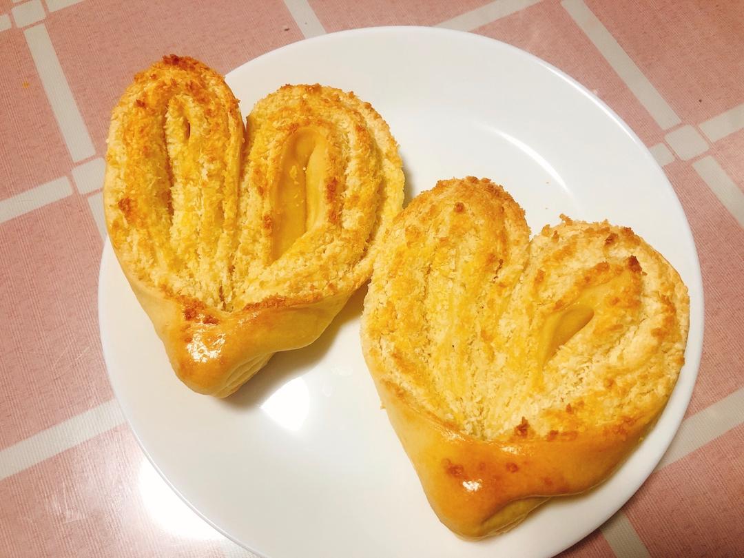 椰蓉小面包