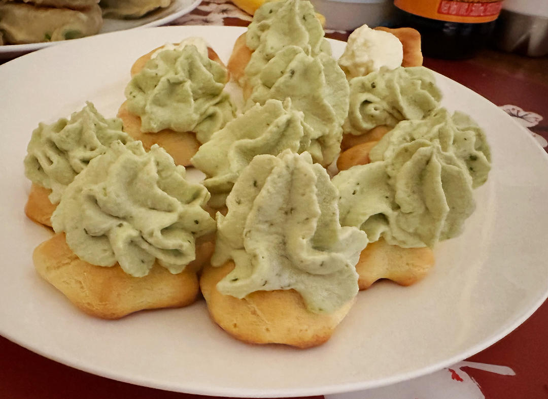 简单易成功的奶油小泡芙做法
