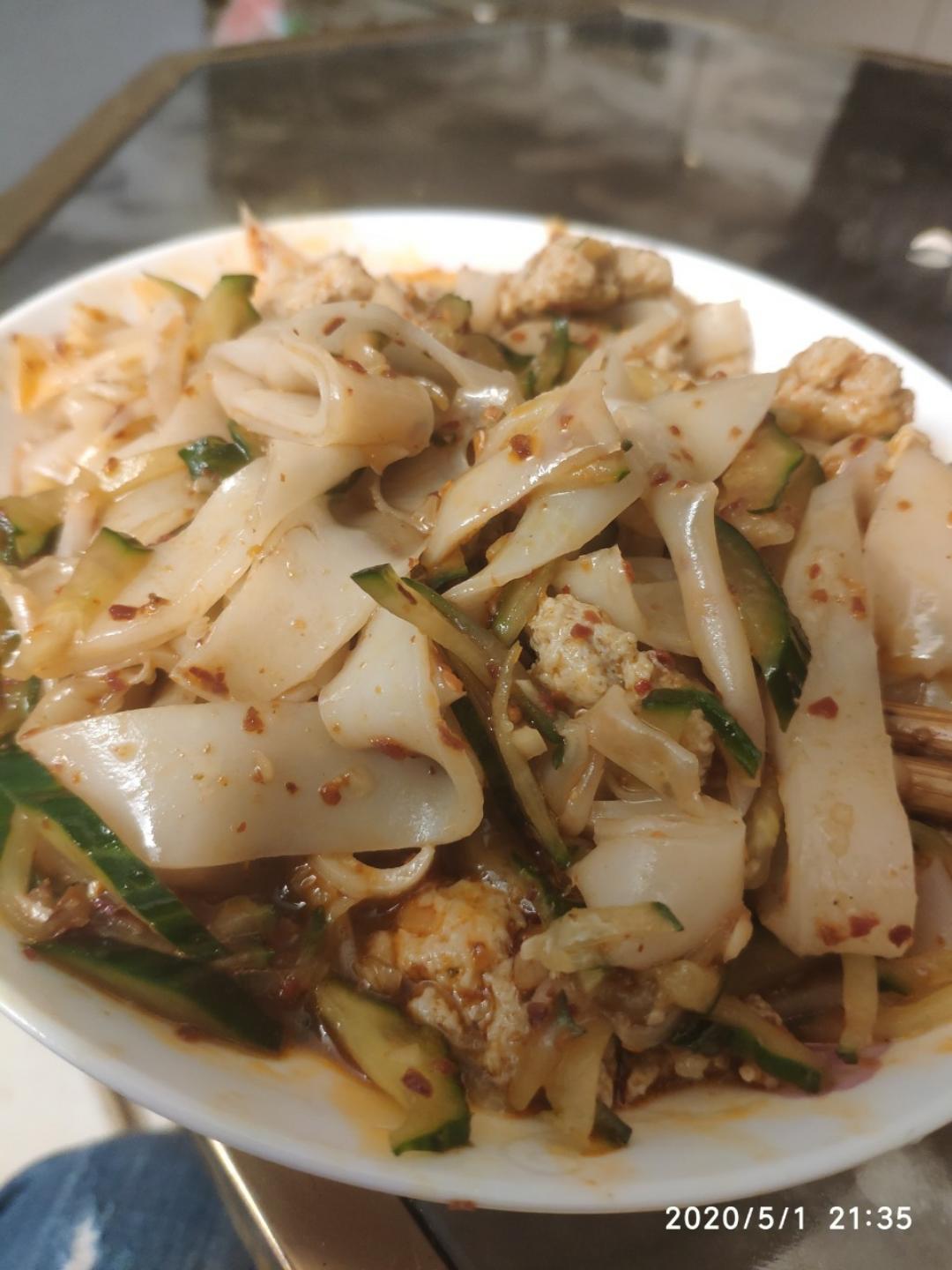 凉皮-家庭自制（告诉你自己做更劲道的秘诀）
