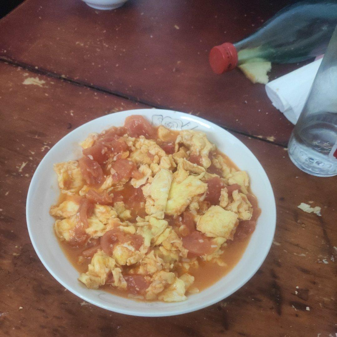 番茄炒鸡蛋（超浓的番茄味）