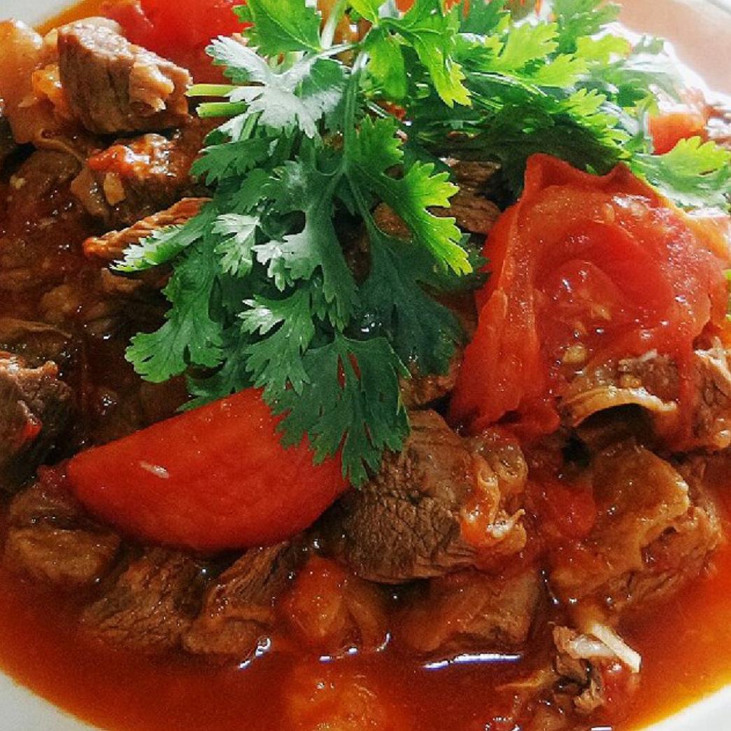 秋至玫瑰做的番茄烧排骨