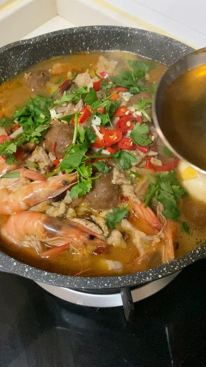 厨师长教你：“水煮肉片”的正宗做法，这味道真的很四川