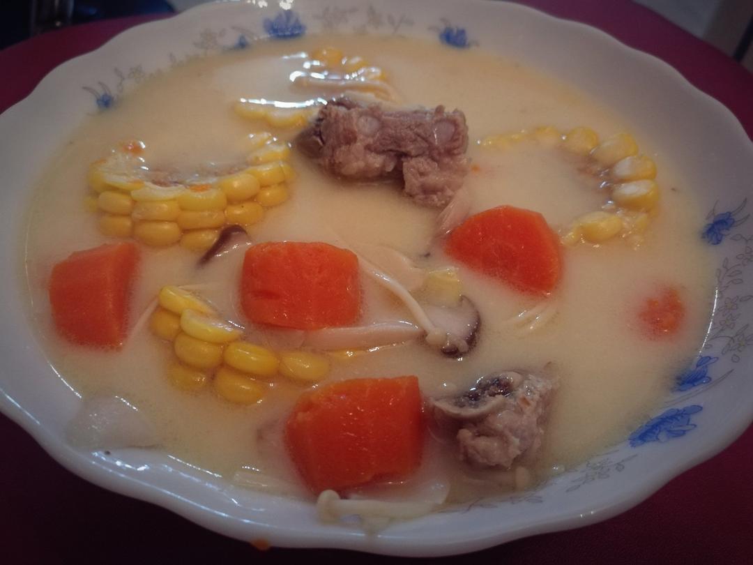 姑妈家的杂菌汤