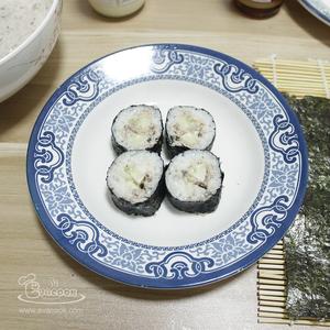 金枪鱼紫菜包饭（懒人版）的做法 步骤8