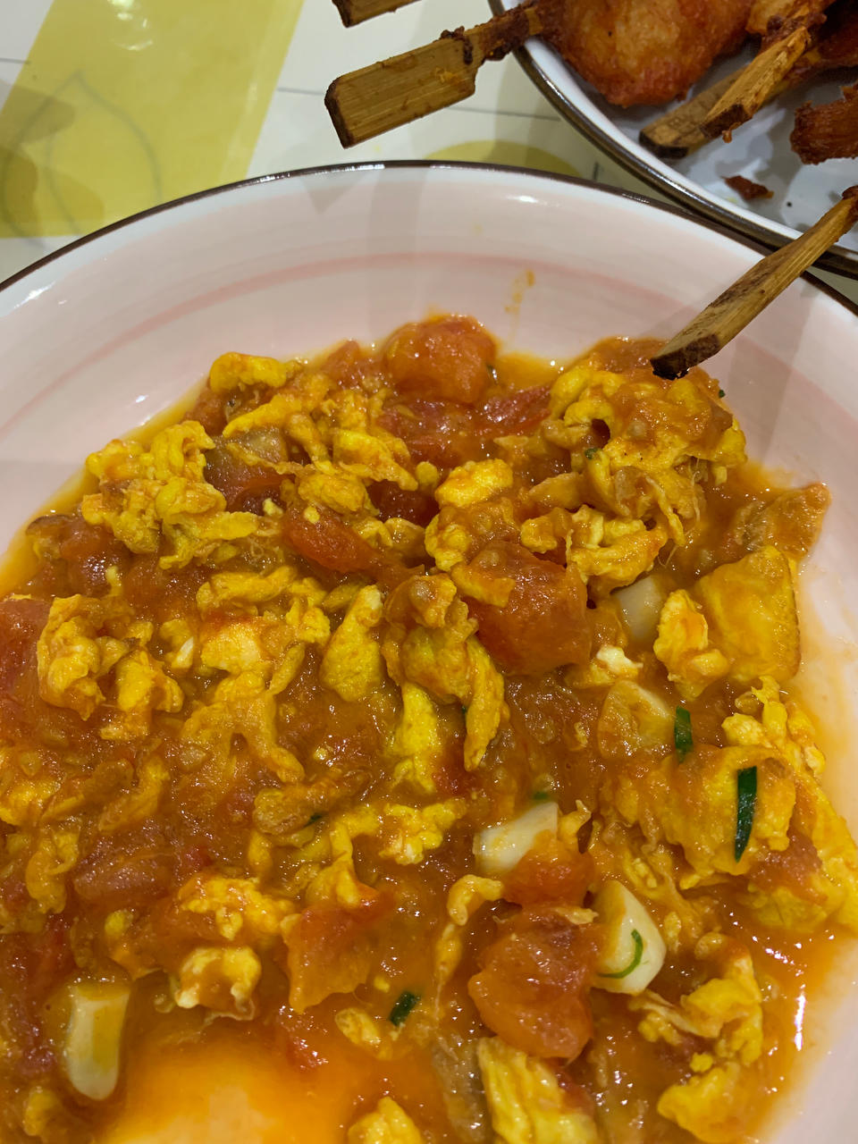 番茄炒鸡蛋（超浓的番茄味）