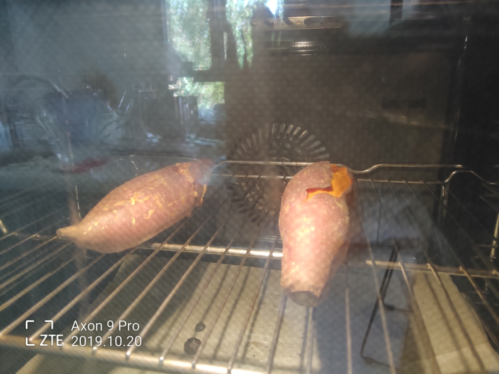 烤红薯的做法 步骤2