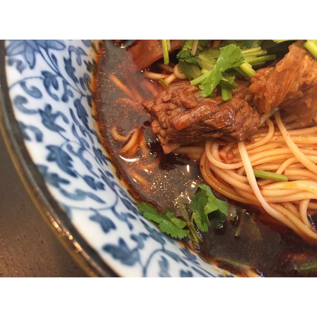 【红烧牛肉面】