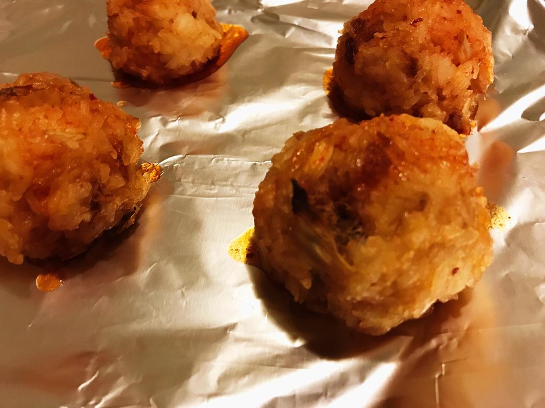 泡菜烤饭团