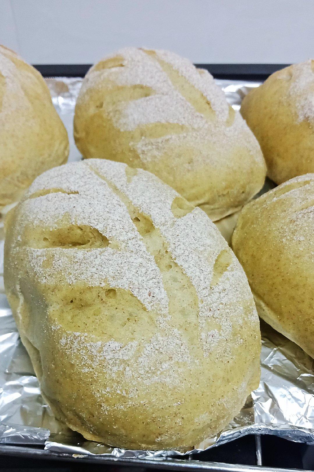 抹茶红豆麻糬软欧面包